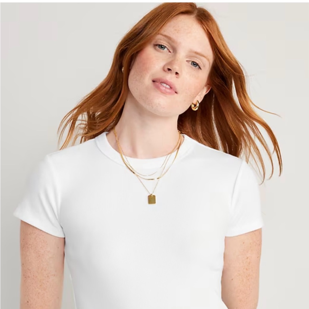 Old Navy Classic White Ribbed Crewneck Tee